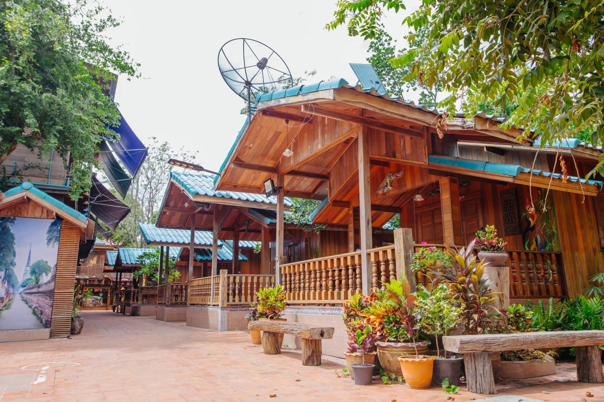 Klong Suan Plue Resort Phra Nakhon Si Ayutthaya Zewnętrze zdjęcie